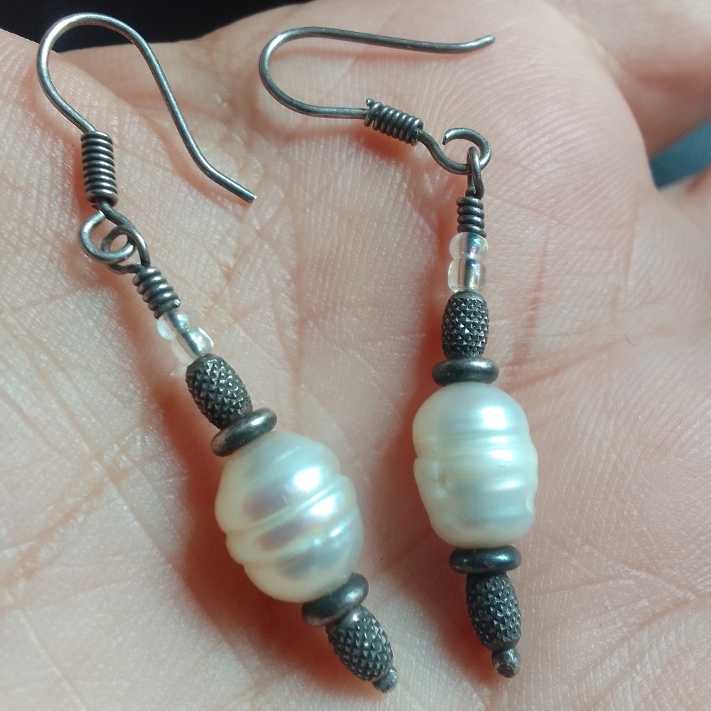 Vintage Sterling Silver Earrings with Real pearl